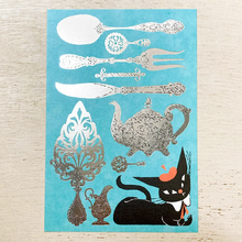Carica l'immagine nel visualizzatore di Gallery, Post Card "Black Cat Robin" -Cutlery-