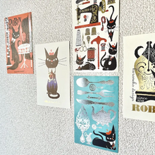 Carica l'immagine nel visualizzatore di Gallery, Post Card "Black Cat Robin" -Sewing-