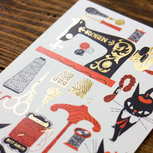 Carica l'immagine nel visualizzatore di Gallery, Post Card "Black Cat Robin" -Sewing-