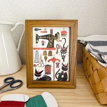 Carica l'immagine nel visualizzatore di Gallery, Post Card "Black Cat Robin" -Sewing-