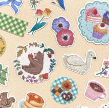 Carica l'immagine nel visualizzatore di Gallery, Flake sticker "Ricamo" from Japan by GAIA