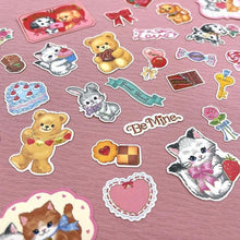 Charger l'image dans la galerie, Flake sticker -Lovely Animal- from Japan by GAIA
