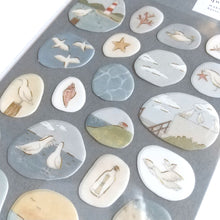 Charger l'image dans la galerie, quiet Life Sticker "bird"