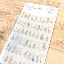 Lade das Bild in den Galerie-Viewer, flower garland natural sticker "blue"