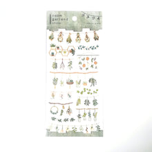 Lade das Bild in den Galerie-Viewer, new design! room garland sticker "interior green"