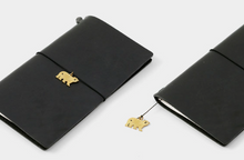 Load image into Gallery viewer, Travelers factory Brass Charm -Bear-
