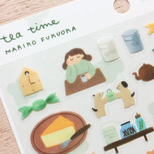 Lade das Bild in den Galerie-Viewer, Clear sticker &quot;Mariko Fukuoka&quot;- tea time- cozyca products Hyogensha
