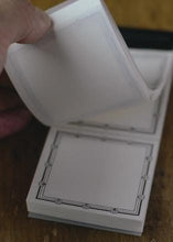Lade das Bild in den Galerie-Viewer, Label Book Small/Large By Classiky From Japan
