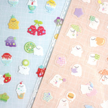 Load image into Gallery viewer, Petit Ghost sticker
