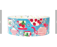 Lade das Bild in den Galerie-Viewer, Kira Pika&quot;Strawberry&quot; masking tape
