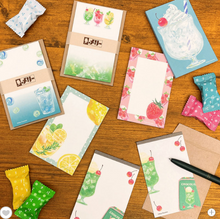 Carica l&#39;immagine nel visualizzatore di Gallery, Loft Mery Furukawashiko Limited Edition &quot;Bursting Candy Chocolate&quot;mini letter set -White soda-
