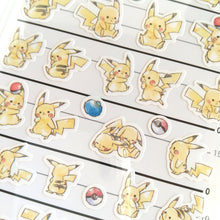 Carica l&#39;immagine nel visualizzatore di Gallery, 4size STICKERS Pokemon &quot;Pikachu number 025&quot;
