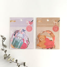 Carica l&#39;immagine nel visualizzatore di Gallery, Wrapping  sticker flake &quot;Cat &amp; Rabbit/Bear&quot;
