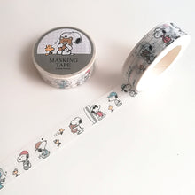 Lade das Bild in den Galerie-Viewer, Snoopy masking tape &quot;Closet&quot; washi tape
