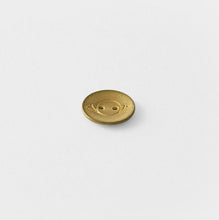 Charger l&#39;image dans la galerie, Gekkoso gold button &quot;big/small&quot; Travelers Factory selection
